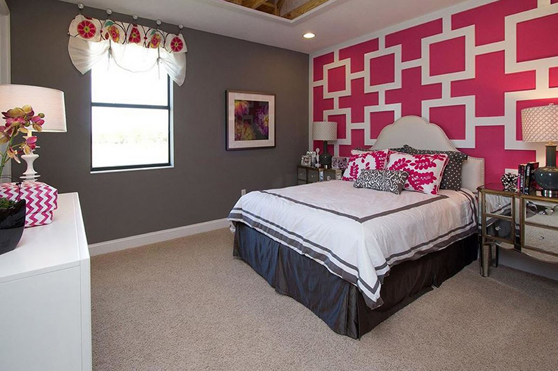 Phòng ngủ cực hấp dẫn với 2 tone màu hồng và xám