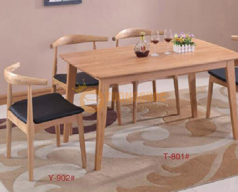 Bộ bàn ghế cafe HOY T801 với thiết kế hiện đại và sang trọng sẽ tạo không gian trang nhã cho quán cafe của bạn. Với chất liệu gỗ tần bì cao cấp, đảm bảo độ bền và đẹp mắt. Đem đến trải nghiệm tuyệt vời cho khách hàng của bạn.