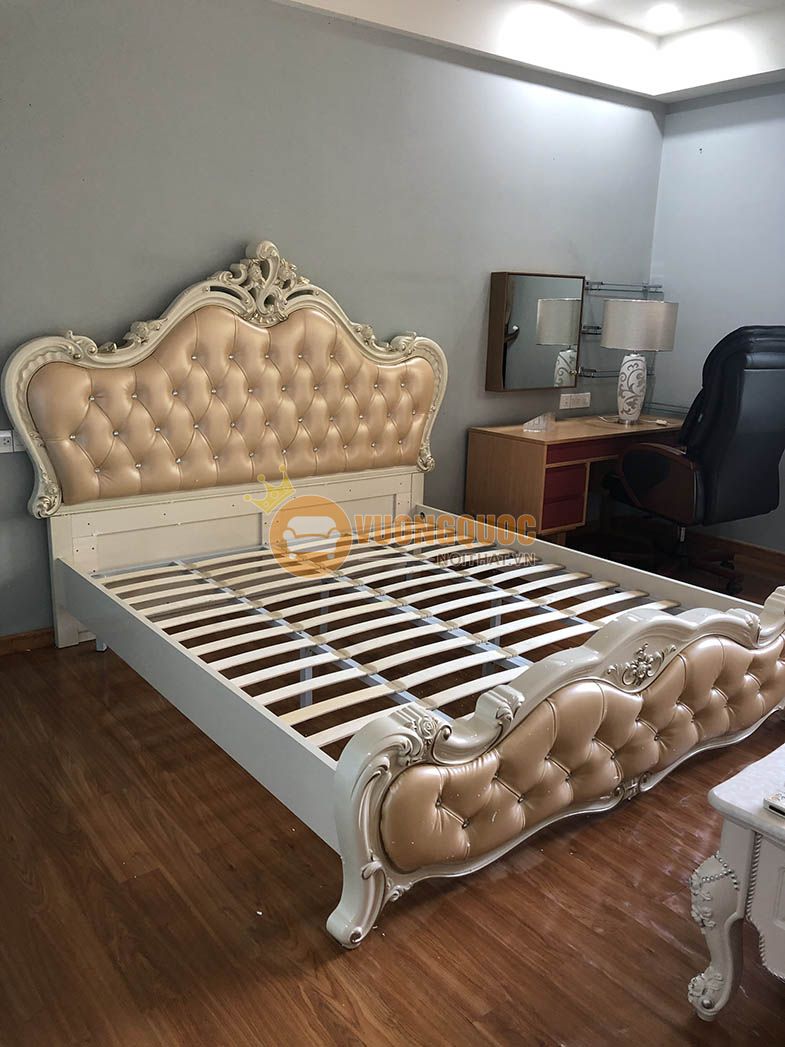Giường ngủ tân cổ điển cao cấp hoa văn tinh tế JVN616G-6