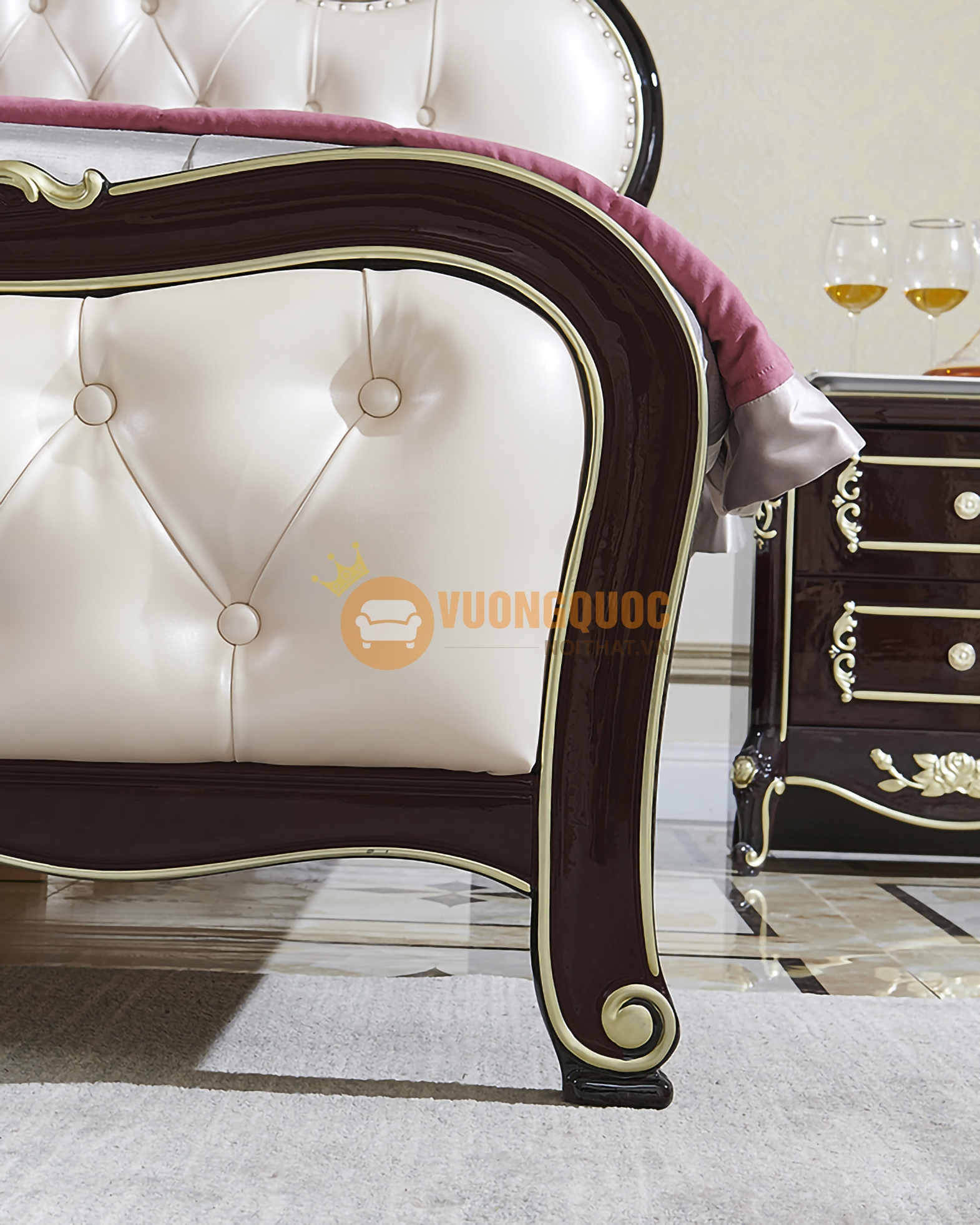 Giường ngủ tân cổ điển nhập khẩu JVN8606AG chân giường vững chắc