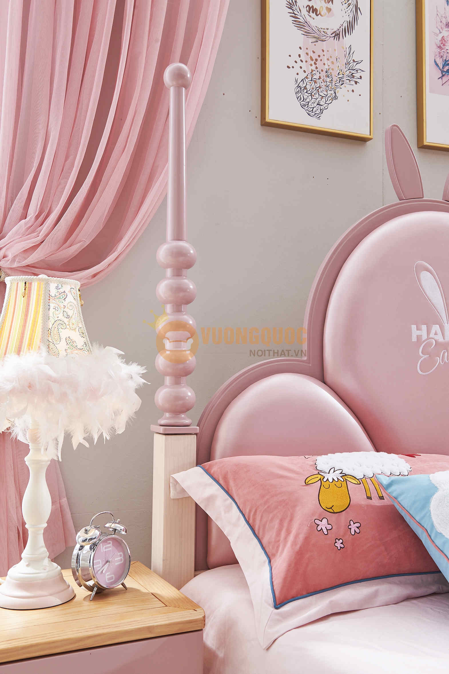 Giường ngủ cho bé gái xinh xắn dễ thương JVNA613G phần vai giường