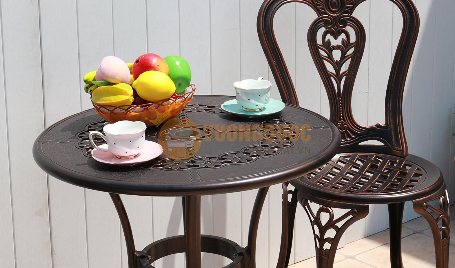 Bộ bàn ghế sân vườn cao cấp ZXM065FK041 phần mặt bàn