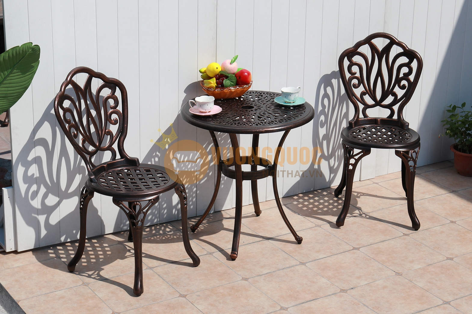 Bộ bàn ghế sân vườn thiết kế họa tiết độc đáo ZXM068FK0642