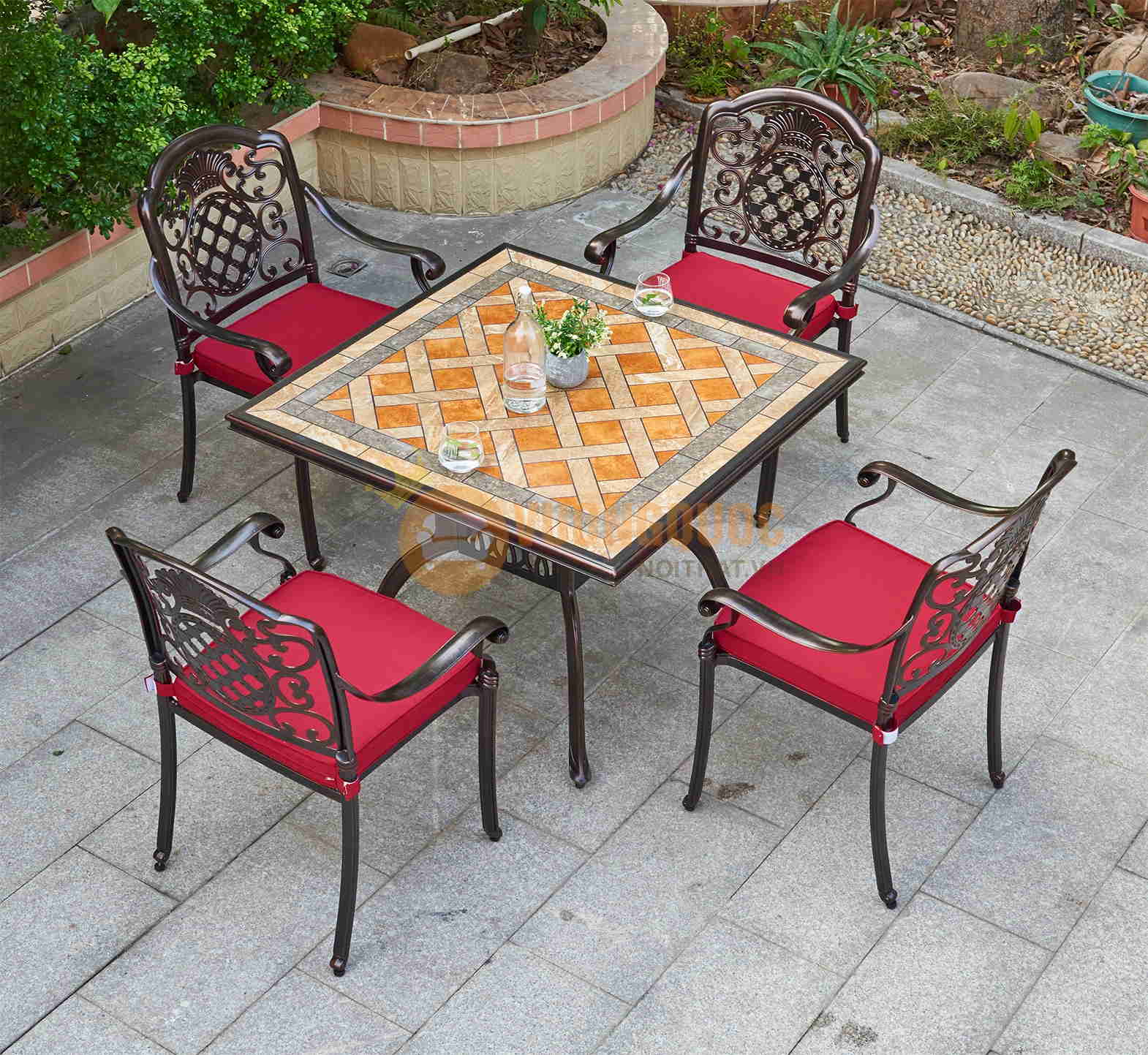 Bộ bàn ghế sân vườn tinh tế ZXM1006H048 kèm đệm ngồi