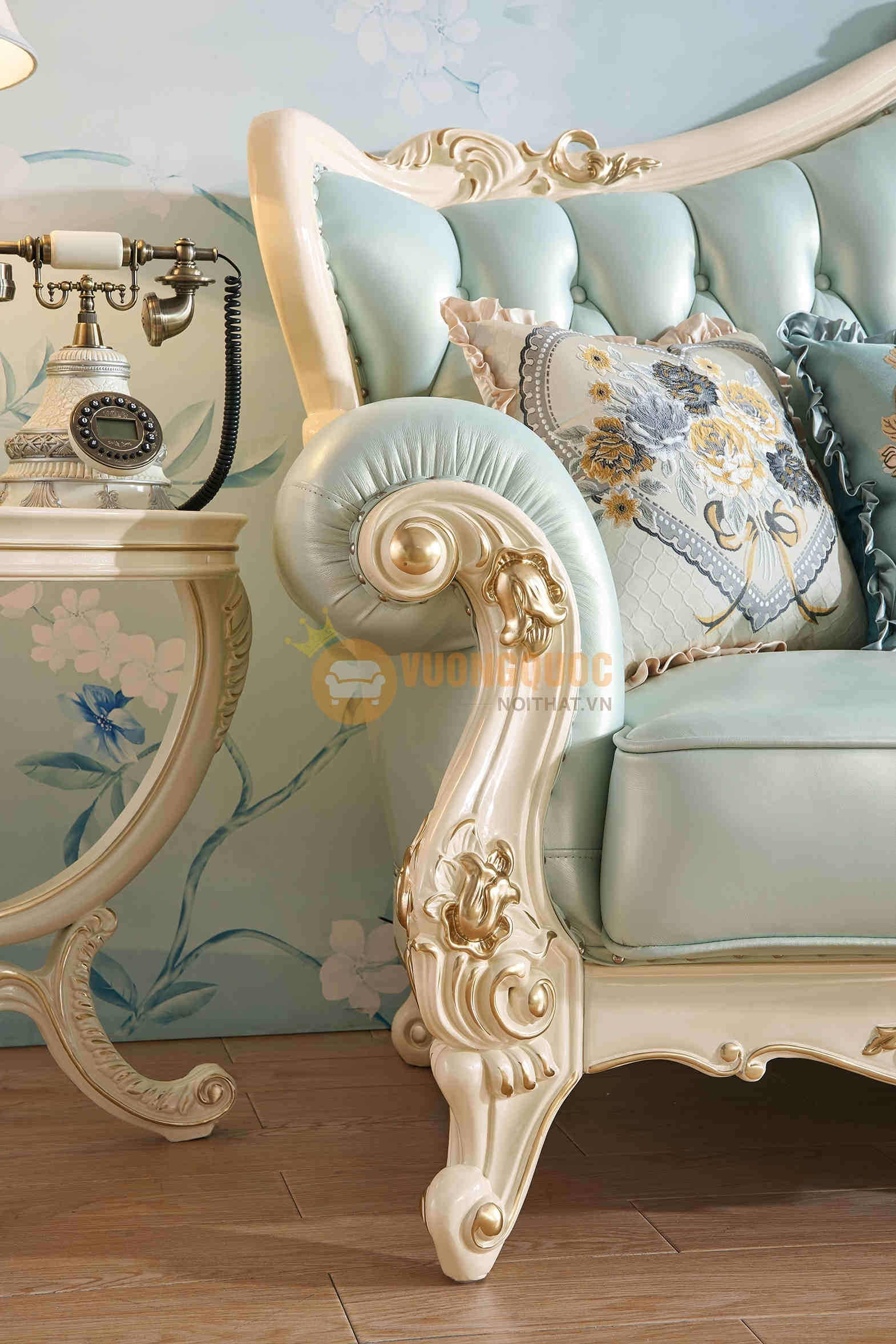 Bộ sofa phòng khách tân cổ điển màu xanh ngọc FLDA15 họa tiết chân ghế