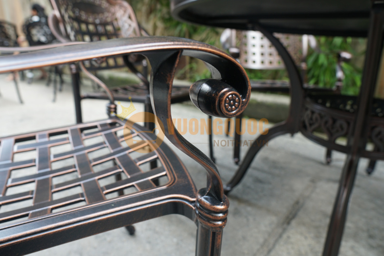 Bộ bàn ghế sân vườn sang trọng đẳng cấp ZXM186H0266