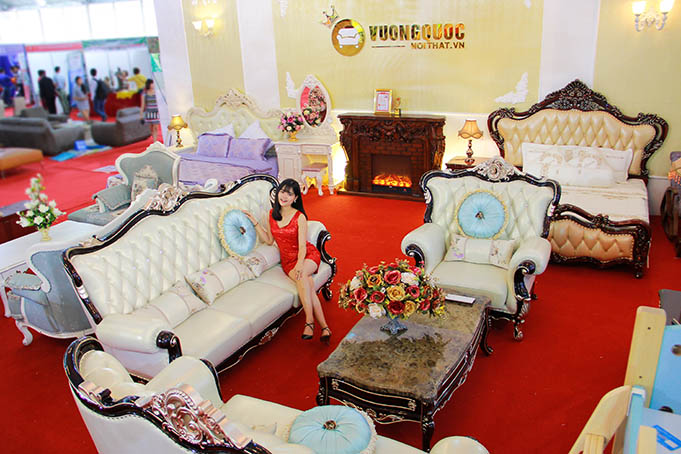 Showroom cung cấp nhiều sản phẩm khác nhau 